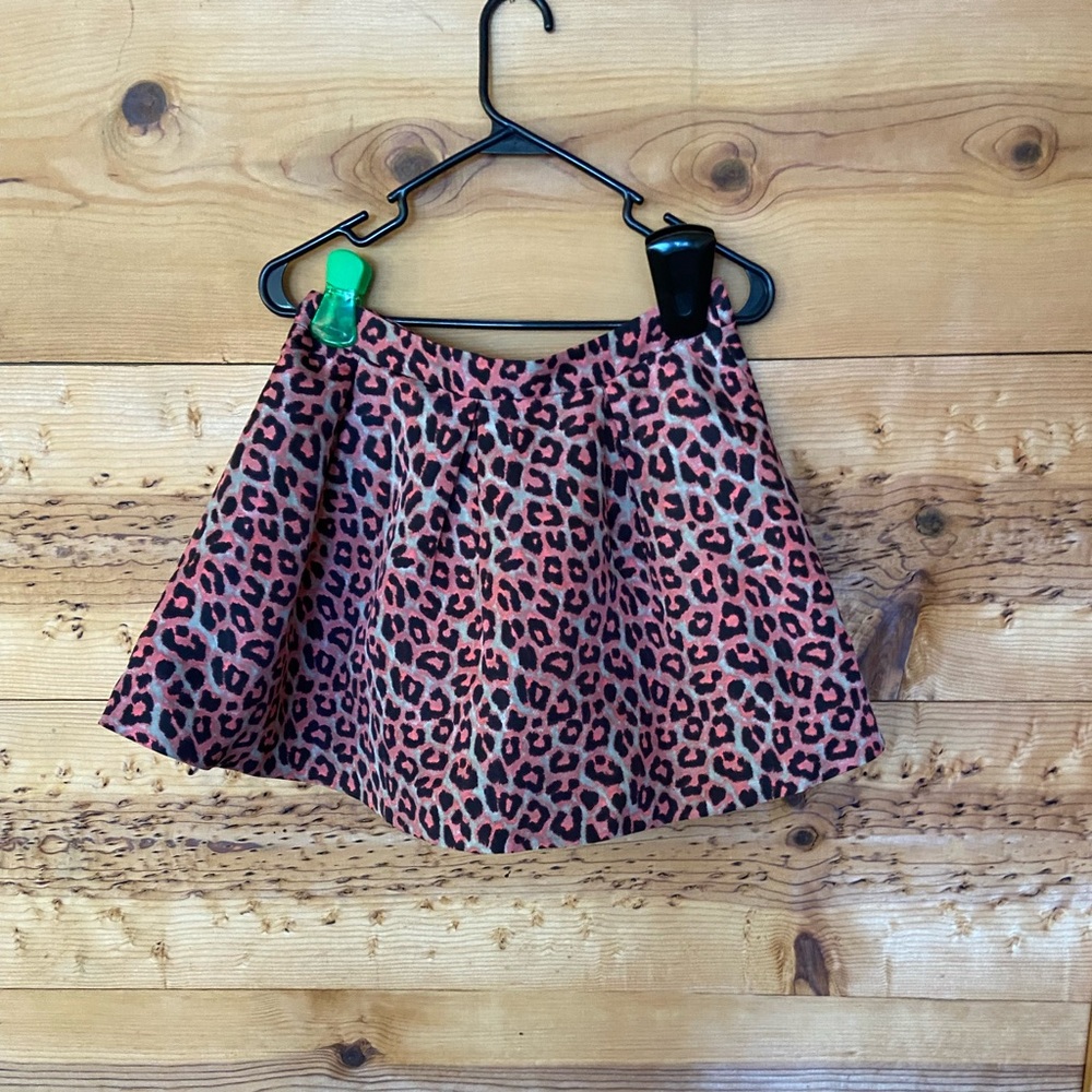 Forever 21 skirt super cute and short